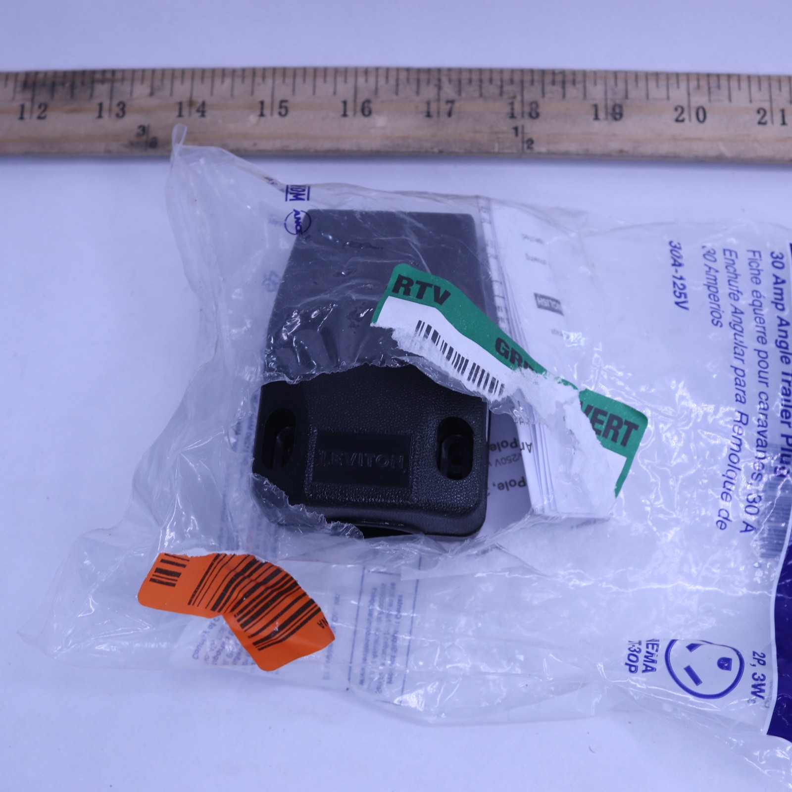 Leviton NEMA TT-30P Angle Plug Black 30 Amp 00830-E – Missing Hardware