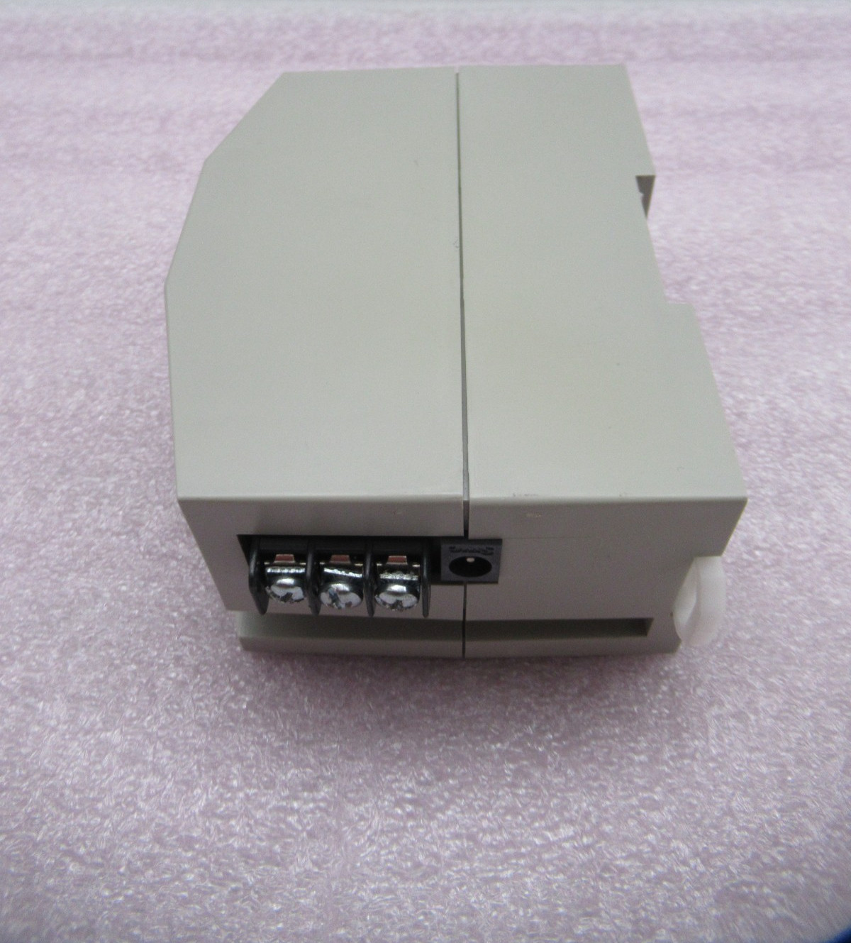 Allen-Bradley 9300-RADES Ethernet Modem, Remote Access, with 4 Port Switch