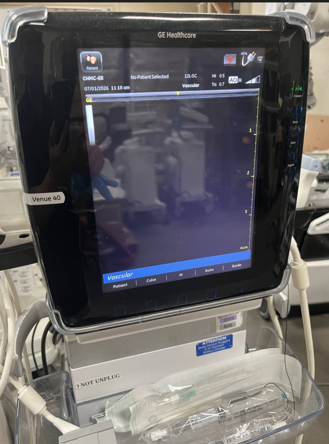 GE Healthcare Venue 40 Ultrasound System w/ Cart / printer/Probe– AS-IS