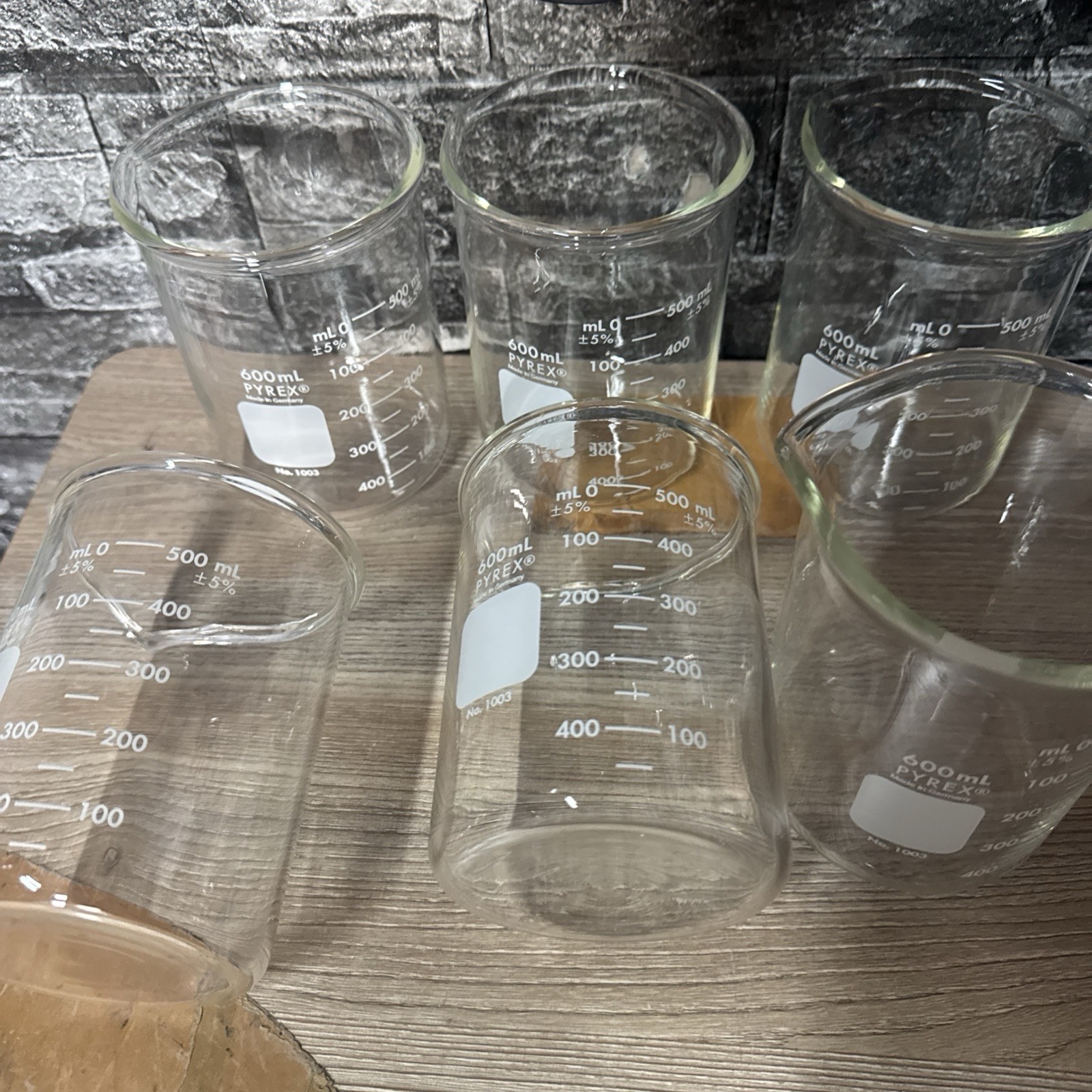 1003-600 Pyrex Heavy-Duty Beakers, 600mL QTY: 6