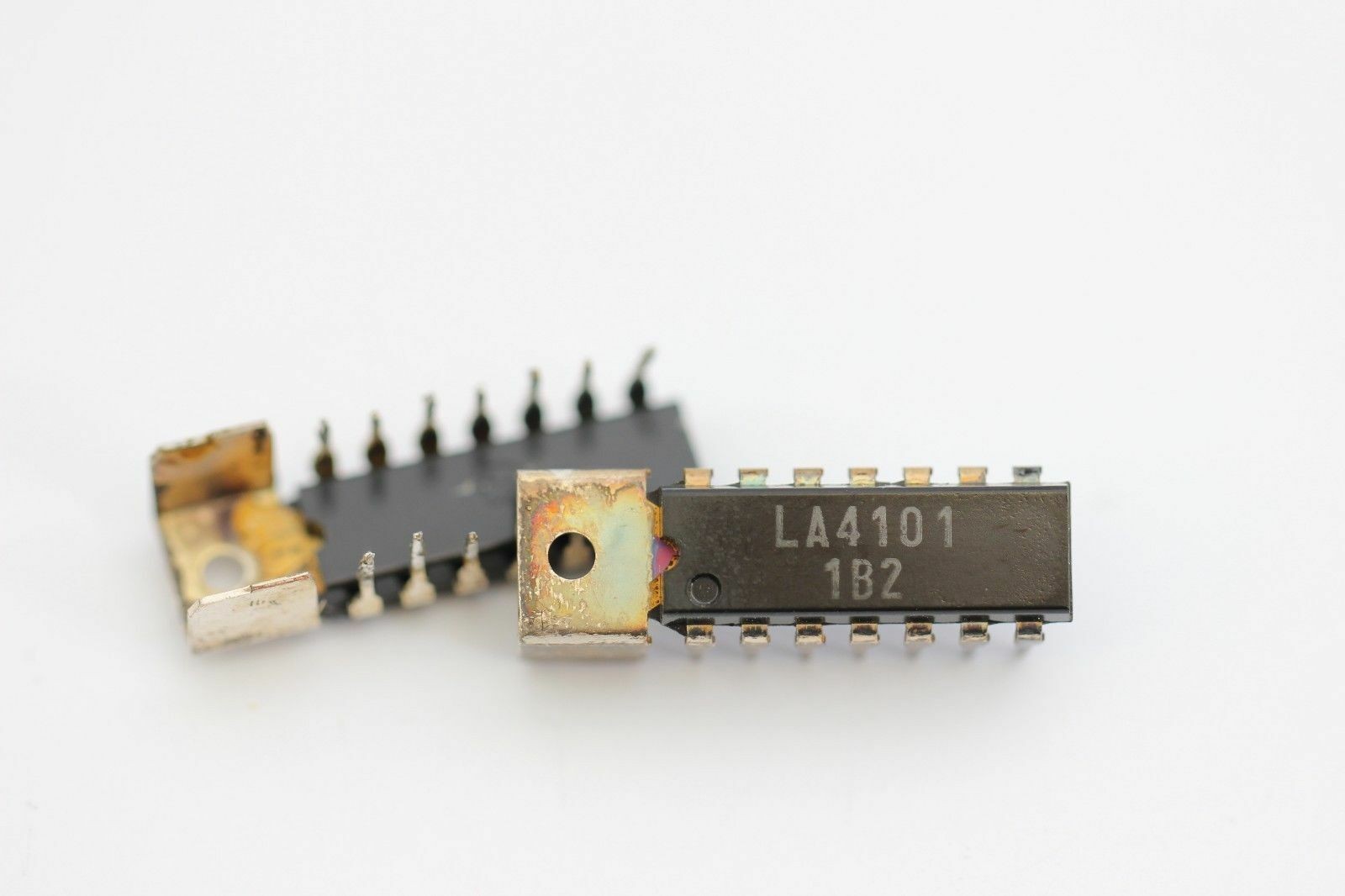 LA4101 SIEMENS INTEGRATED CIRCUIT NOS( New Old Stock ) 1PC. C406U2F100614