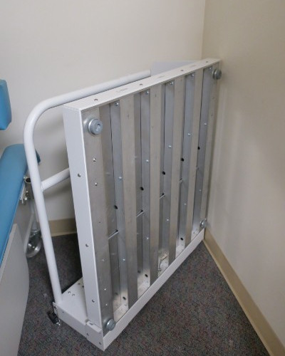 Befour MX480 Single Ramp Folding Wheelchair Scale with Handrail