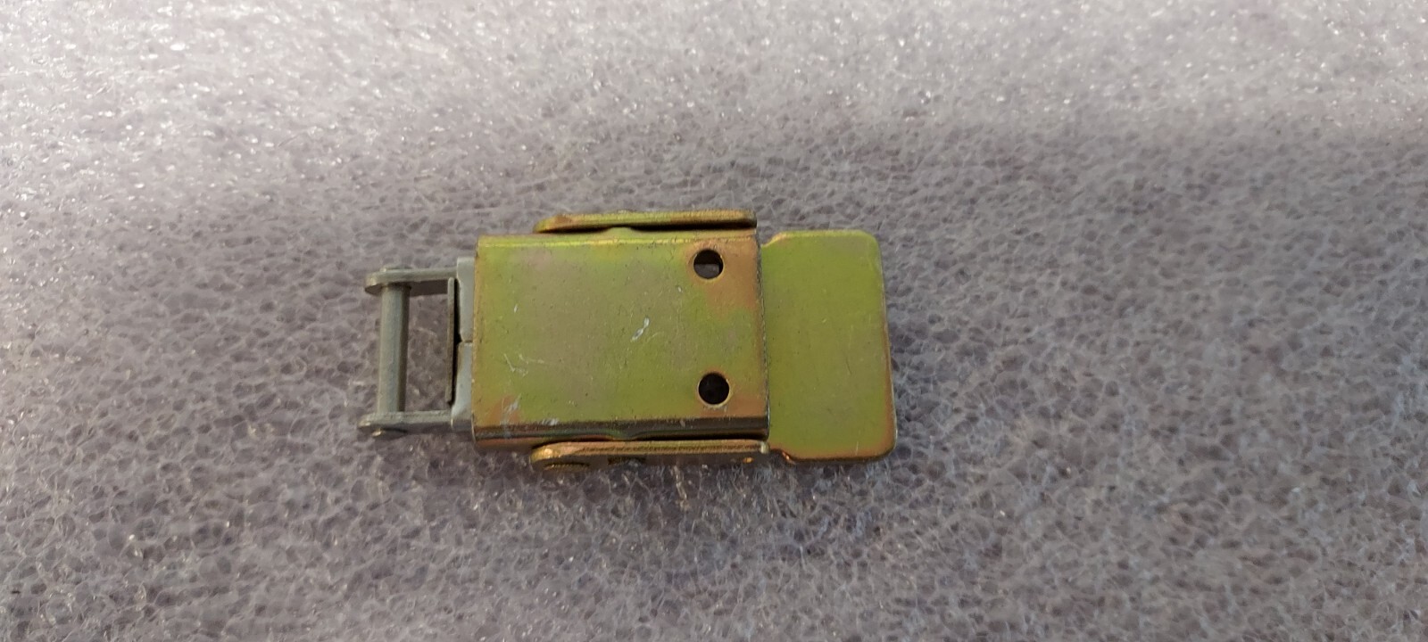 ‘1 PIECE’ – PN# MS18015-1 – NEILSON -STRIKE & CATCH, CLAMPING CAD PLATED