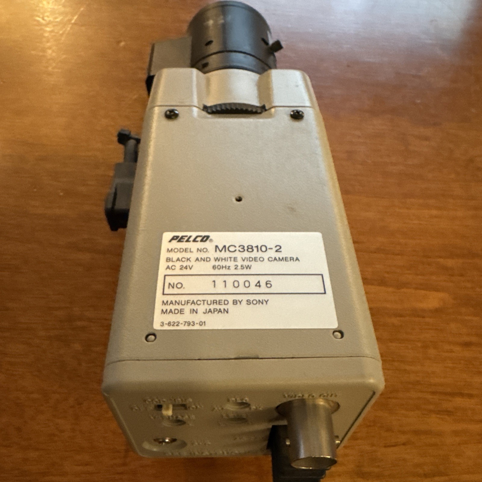Pelco B&W CCTV Camera MC3810-2 Manufactured By Sony Japan Untested