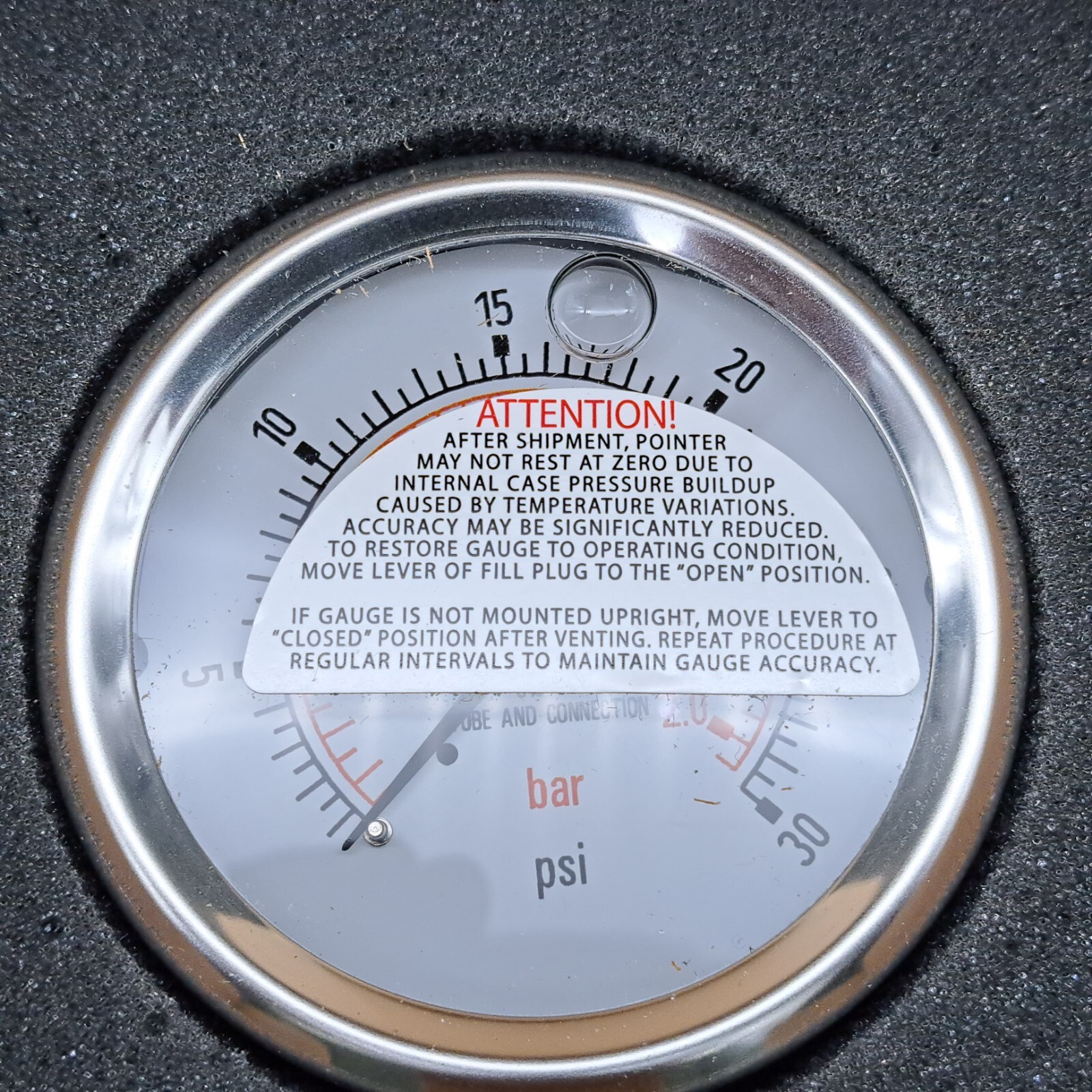 Swagelok PGI-63C-PG30-CA01 G.I. Gauge 30PSI/BAR 1/4″ NPT CBM PGI-63C-PG30-CA01