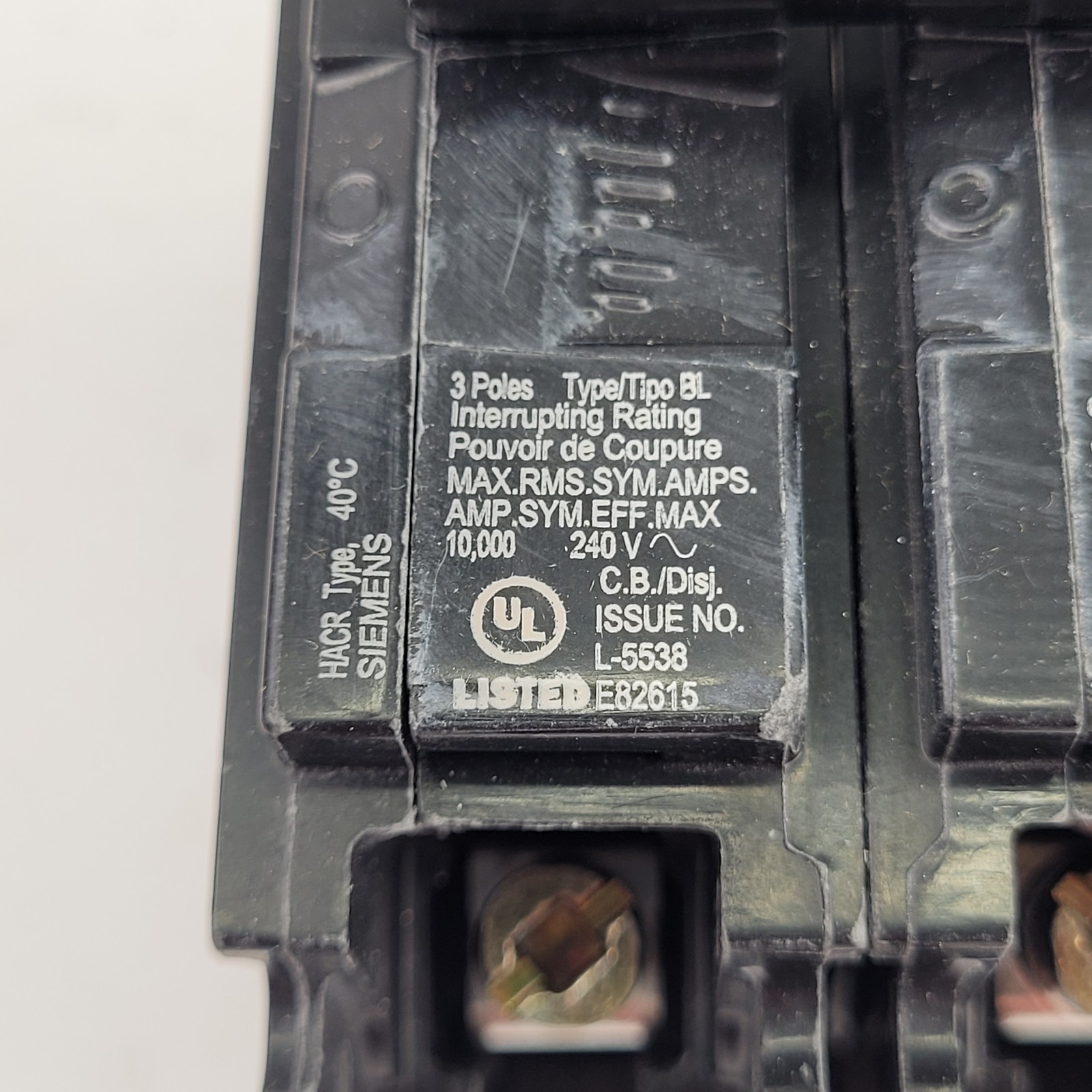 Lot of 4 – Siemens B315 Circuit Breaker, 15A, 3P, 240VAC, 10kA@240VAC – USED