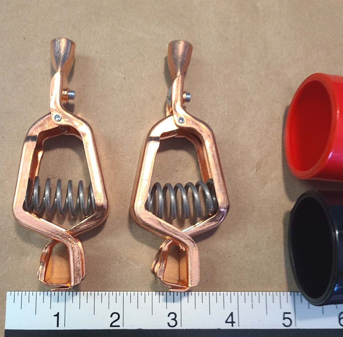 Mueller 21C copper alligator clips with insulators 100 amps qty. 2 for 1 price