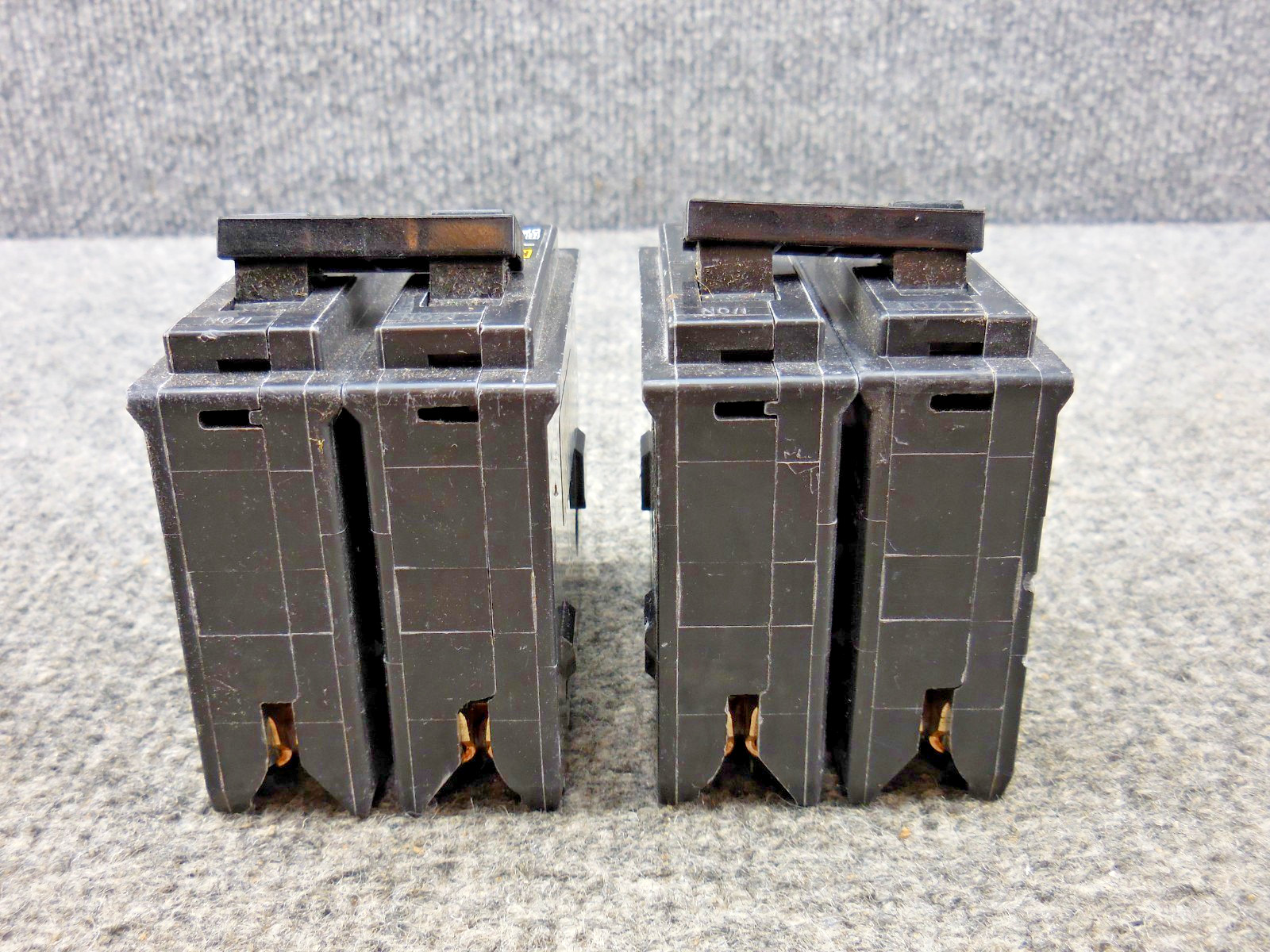 Lot of (2) Unused Square D HOM230 30 amp 2 Pole Circuit Breaker
