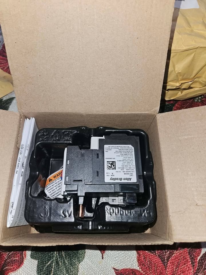 Allen-Bradley CAT 193-1EEDB E100 3.2-16.0 ADirect Mnt Overload Relay