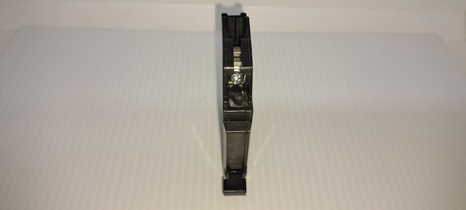GE THQP120 20 Amp 1 Pole 120/240V Circuit Breaker NEW