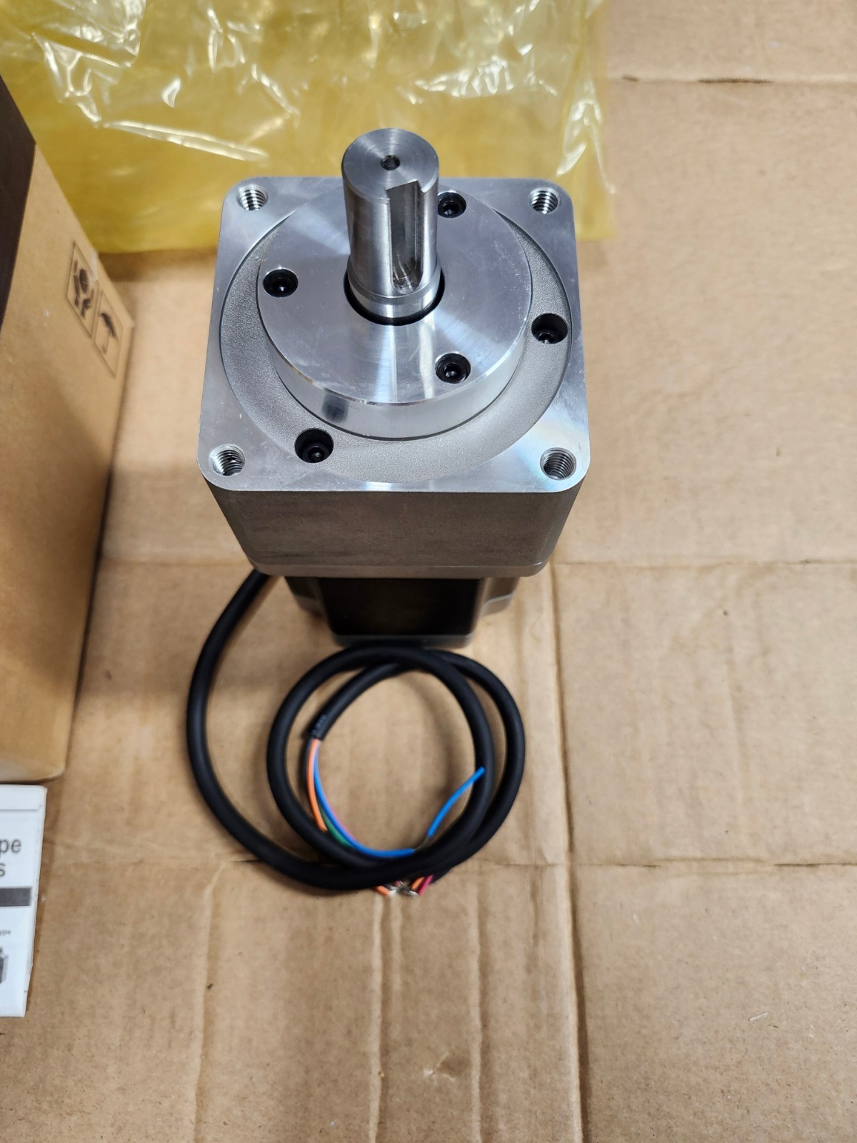 AUTONICS STEPPER MOTOR (A140K-M599-G5) NEMA 34 / 85MM FRAME ( 5PFE9 5-Phase)