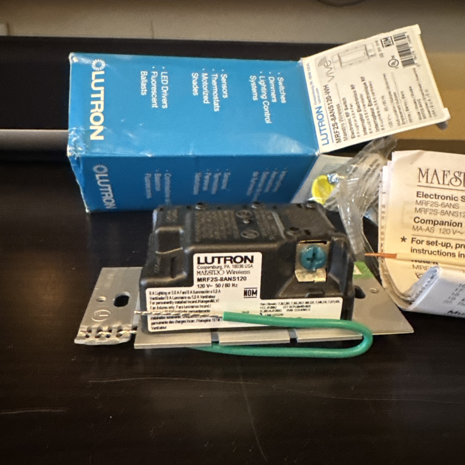 Lutron MRF2S-8ANS-120-WH Maestro Electronic RF Switch, 120V, White