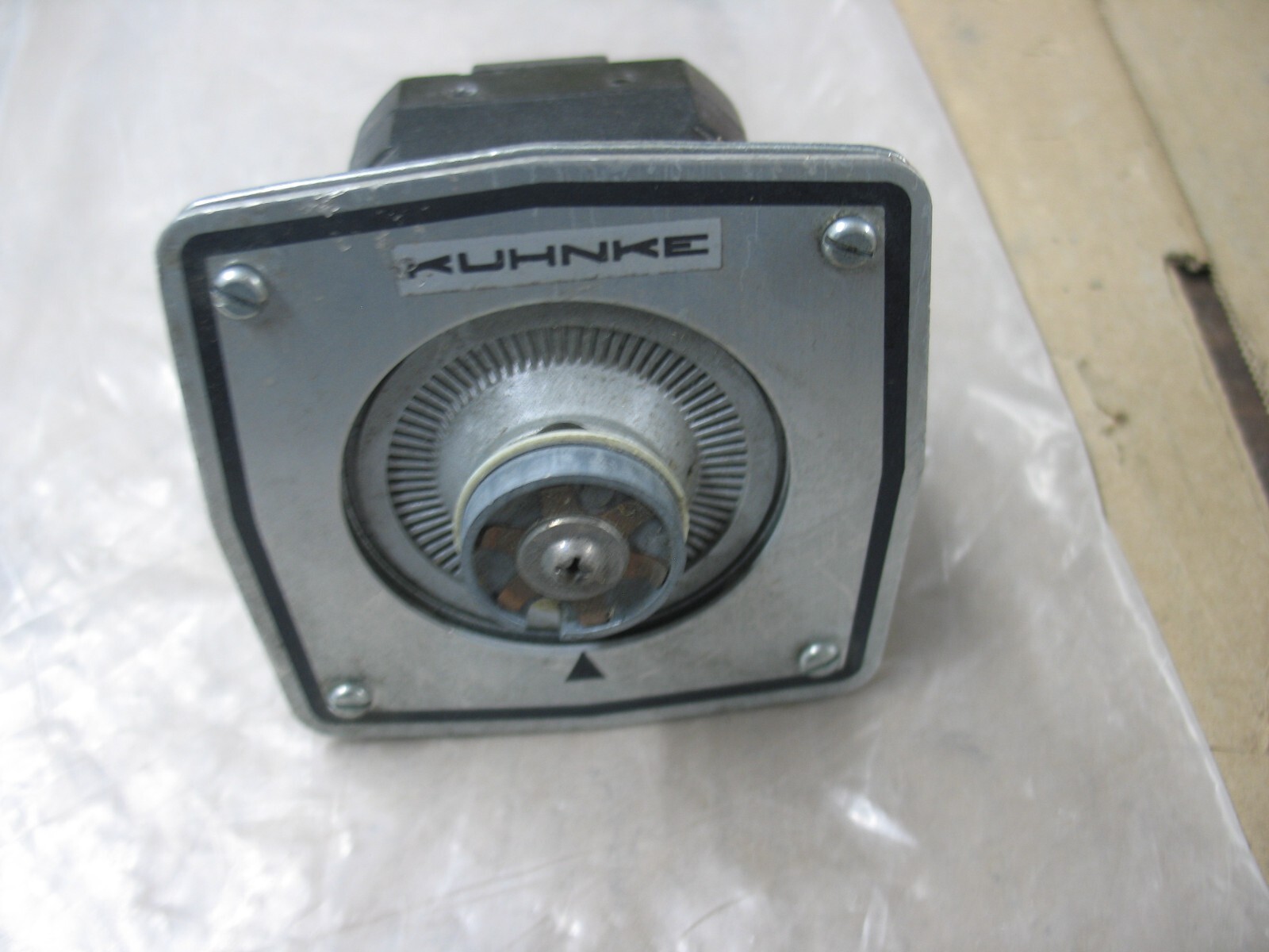 NEW KUHNKE /AGASTAT PT35H PNEUMATIC TIMER 0-30MIN ON DELAY 5-140PSI P9710