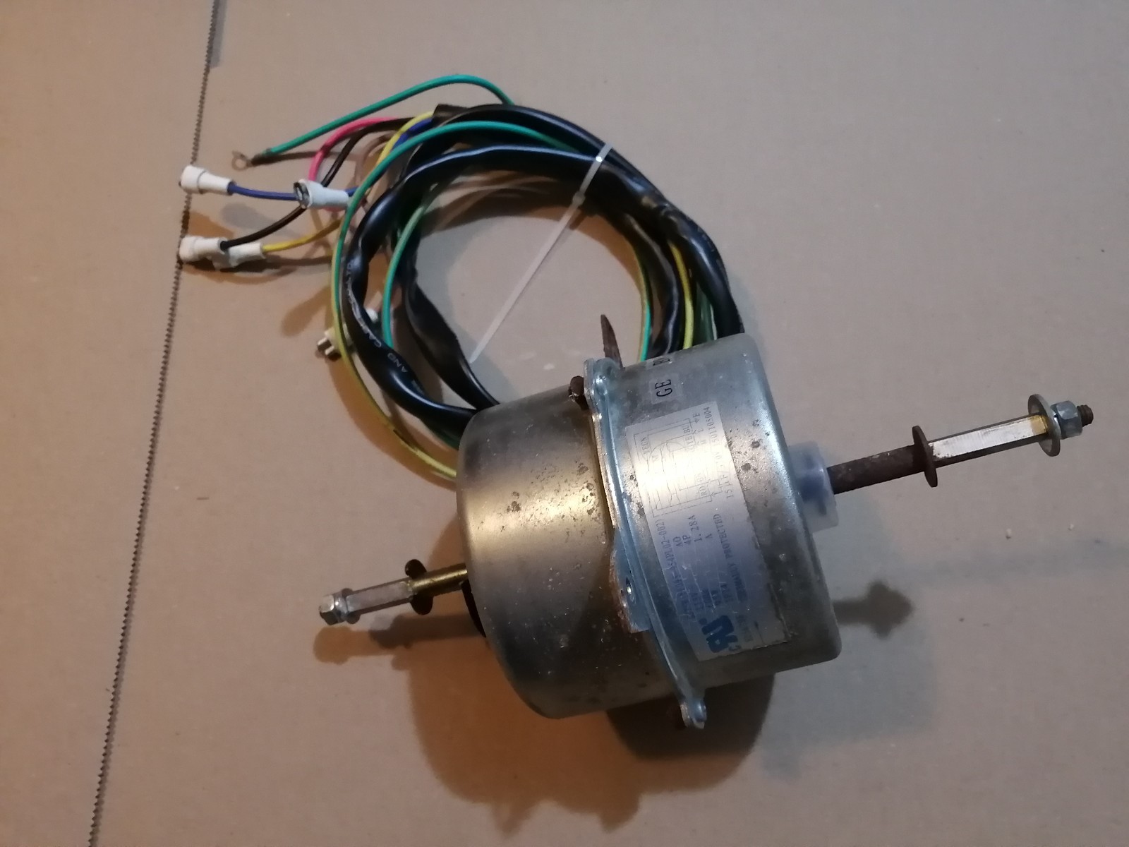 GE CJ75W Air Conditioner Fan Motor YY095-954PL02-002/ BW135