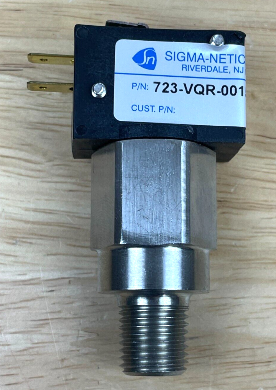 Sigma-Netics 723-VQR-0015N Pressure Switch