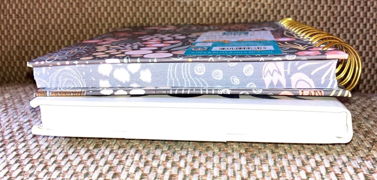 Lot of 2 Blank Journals Hard Cover 6″ x 8″ Pen + Gear 192 pages each Lined