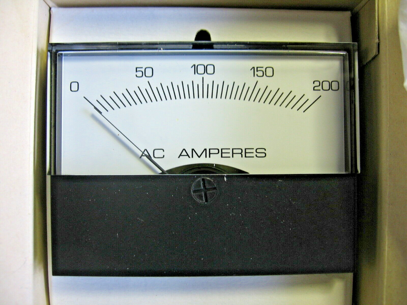 Yokogawa 2-1/2″ Panel Meter Gauge 0-200 AC Amps Ammeter Transformer Rated