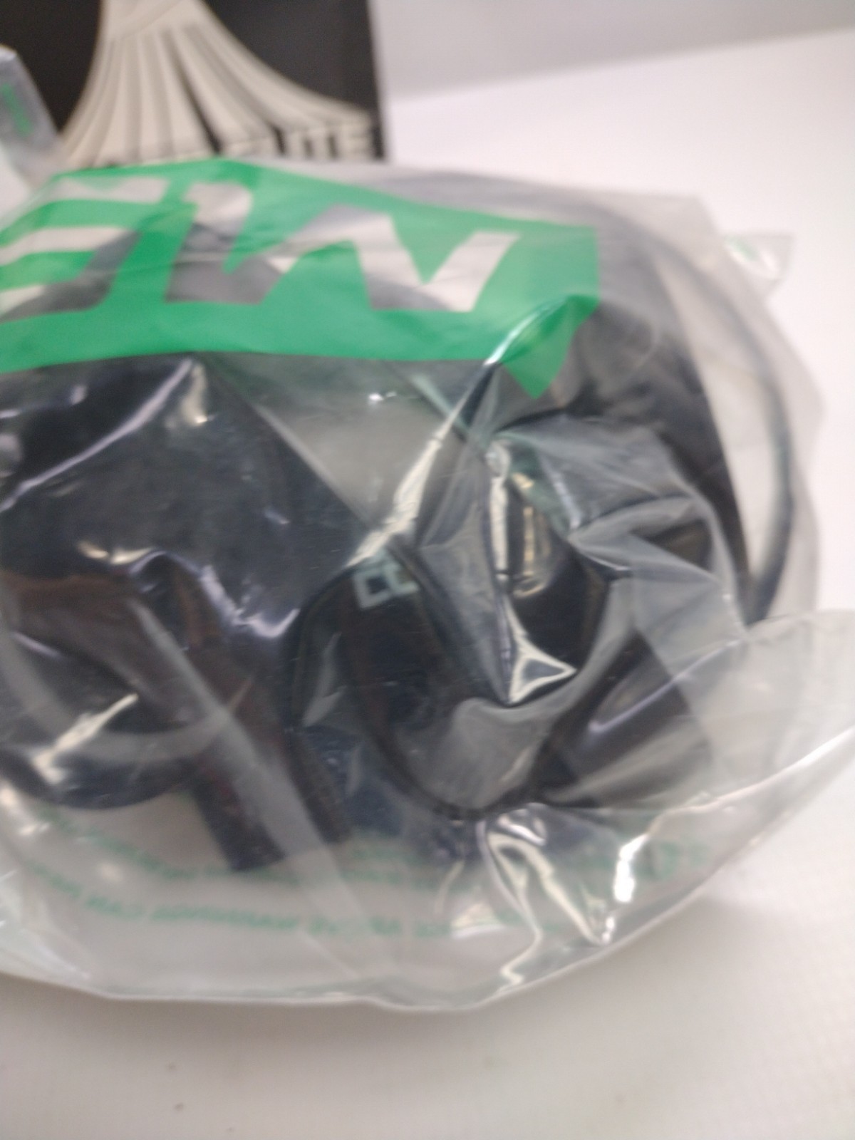 MSA 490492 COMFO ELITE HALF MASK RESPIRATOR Small No Filters BRAND NEW