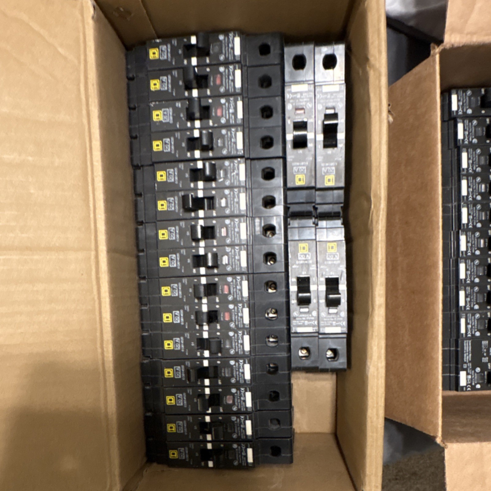 Square D QO120 QO230 20A 30A 1-2 Pole 120/240V Circuit Breaker Lot of 21-30
