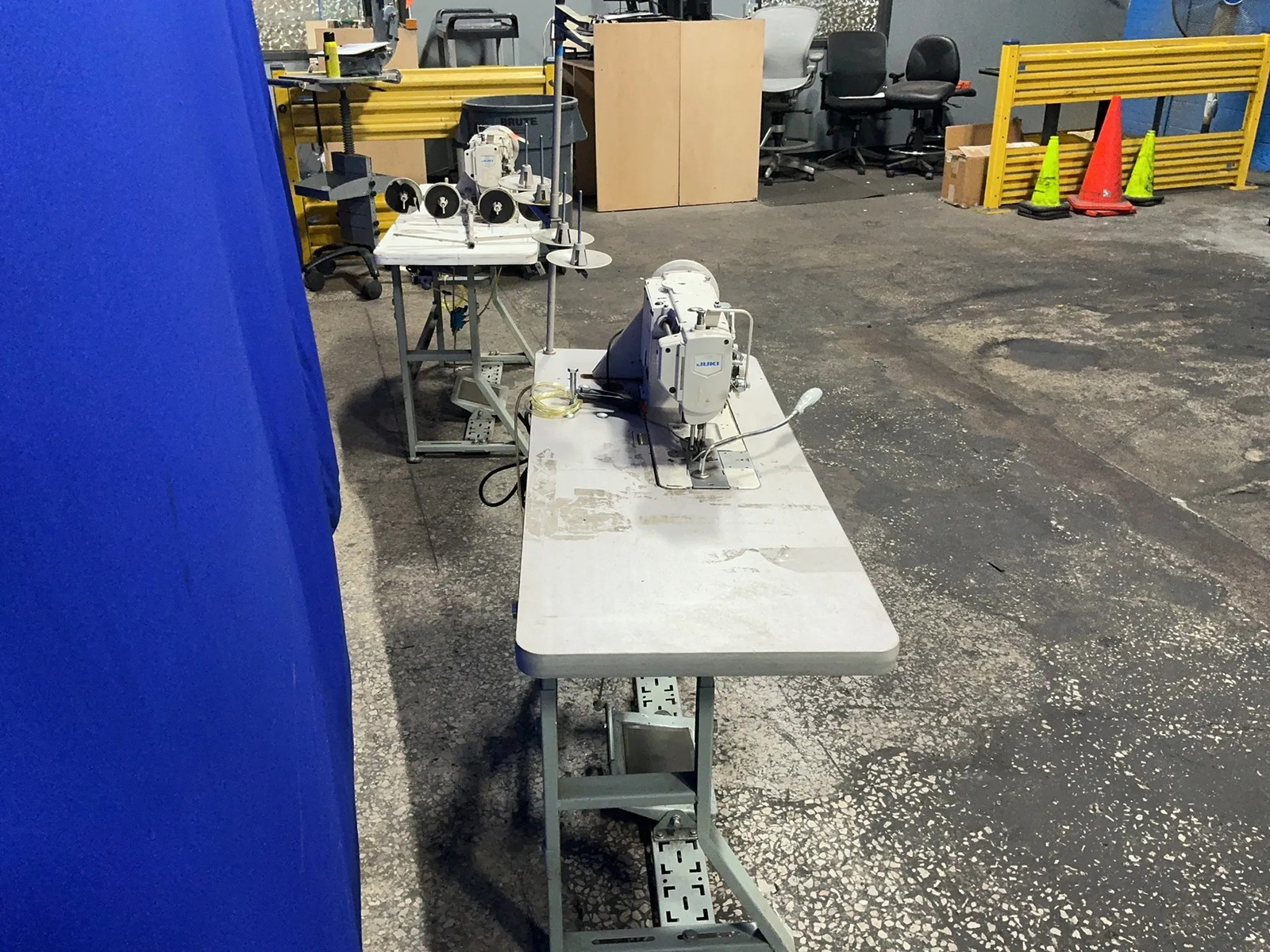 JUKI SEWING MACHINE LU-1560N