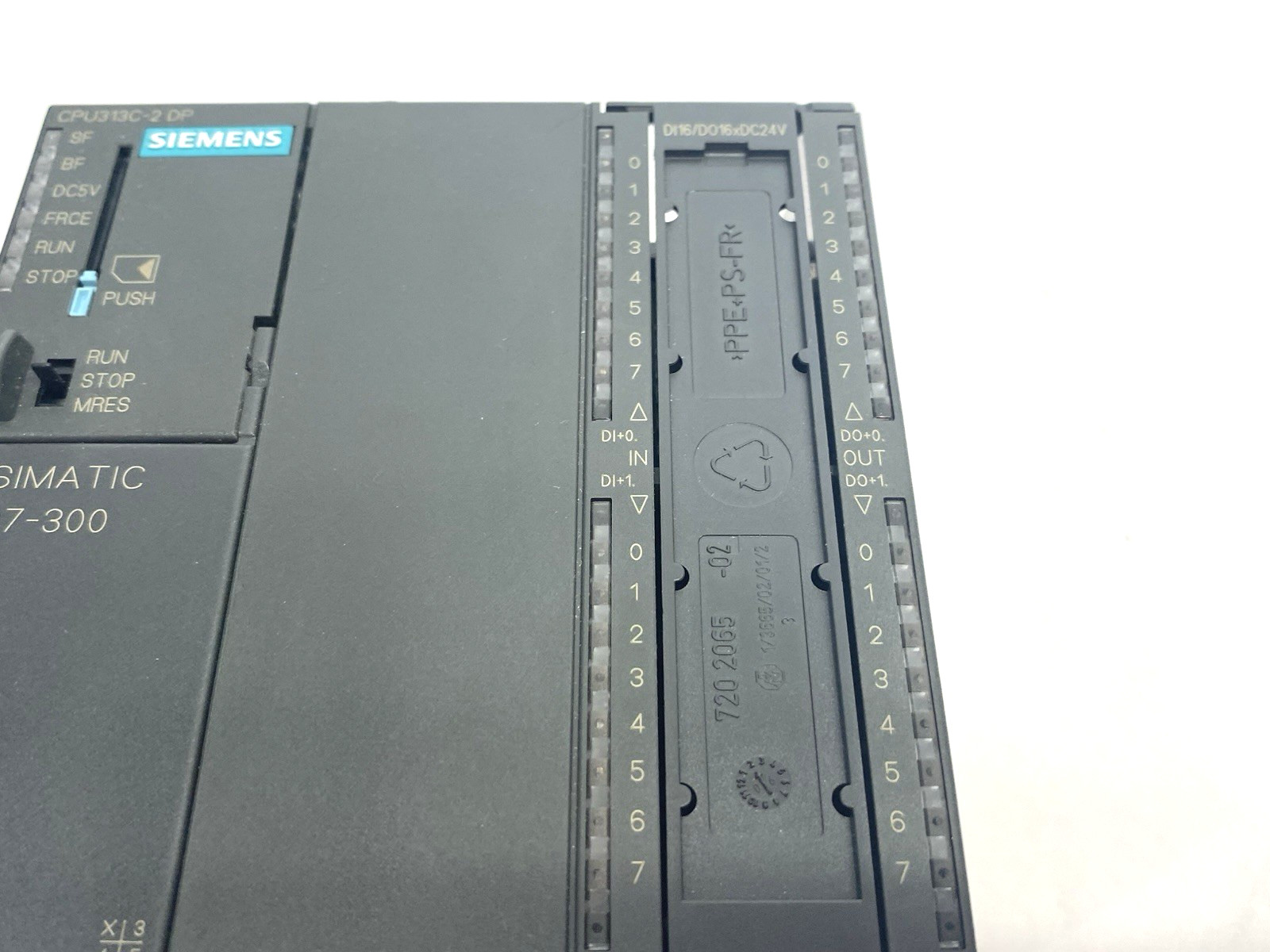 Siemens 6ES7313-6CE01-0AB0 SIMATIC S7-300 CPU Unit 313C-2 DP, 16DI/16DO, 32KB