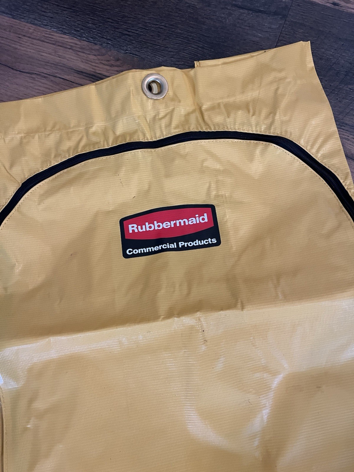 Rubbermaid Commercial 1966719 24 gal Zippered Vinyl Cleaning Cart Bag New