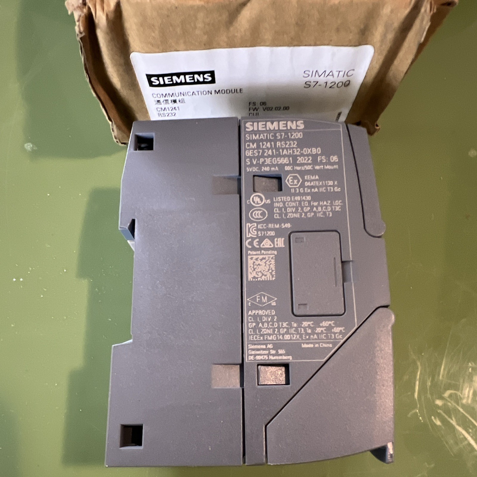 Siemens S7-1200 6ES7241-1AH32-0XB0 NEW Module With Box