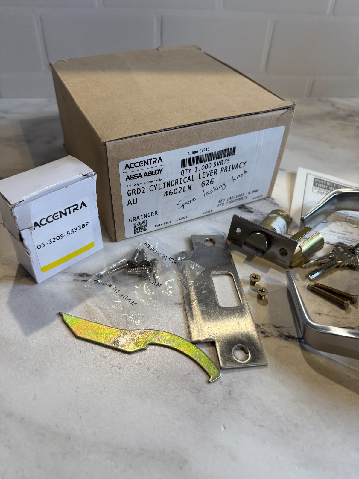 Accentra Assa Abloy 4602LN 626 AU Grade 2 Cylindrical Lever Privacy Lockset