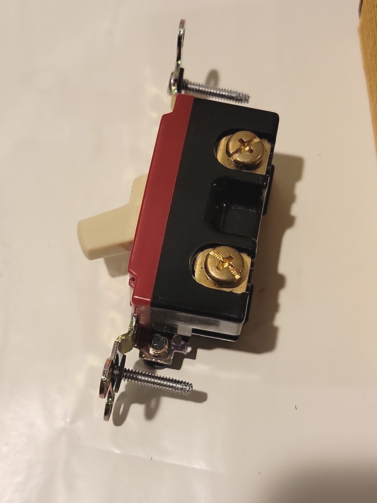 Hubbell CSB120I Ivory Back Wired Pole Commercial Switch 20 Amp 120/277v