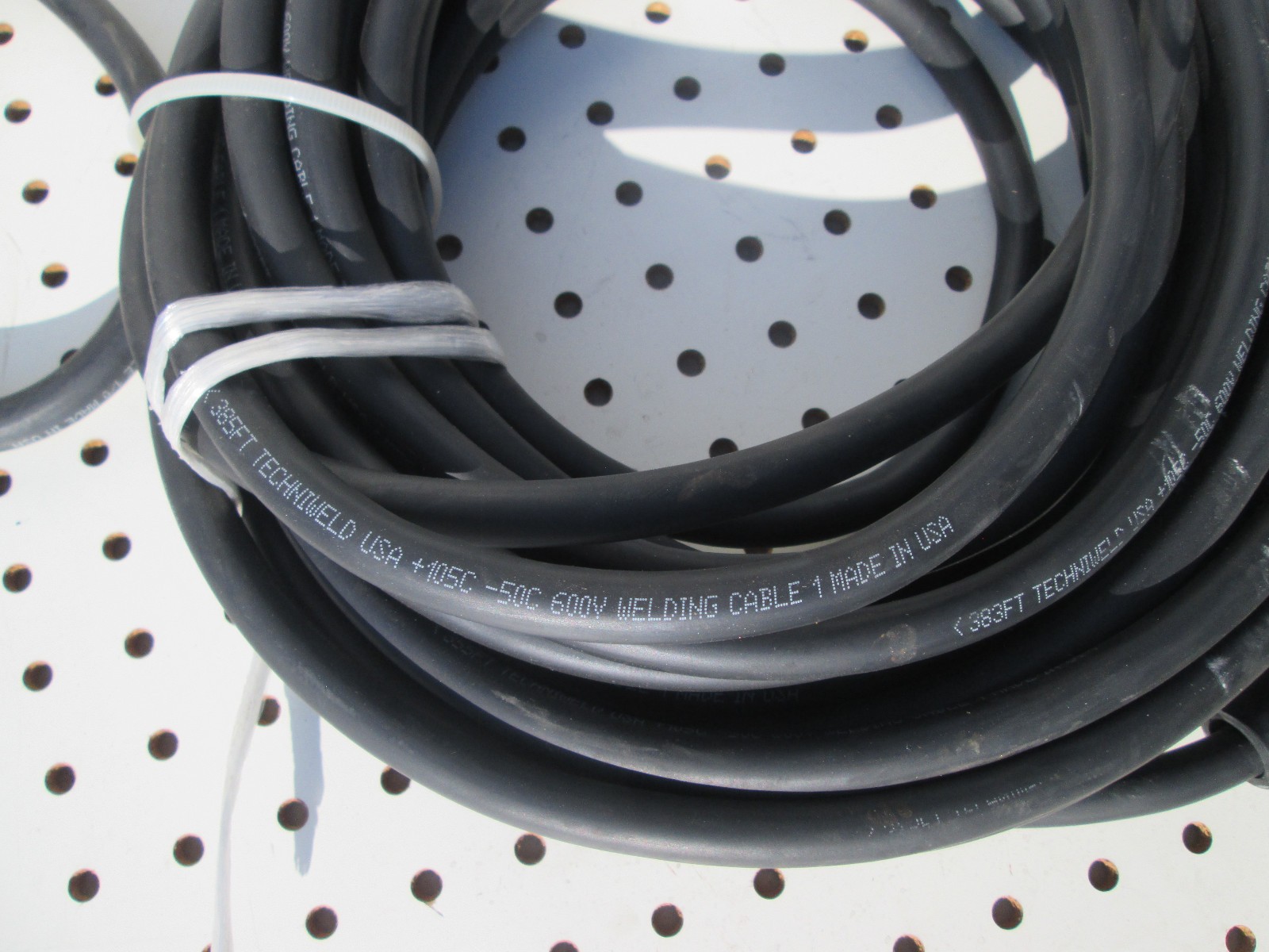 300 Amp Welding 2-50ft Lead Set LC40 ends 1/0 AWG cable W/stinger & ground clamp