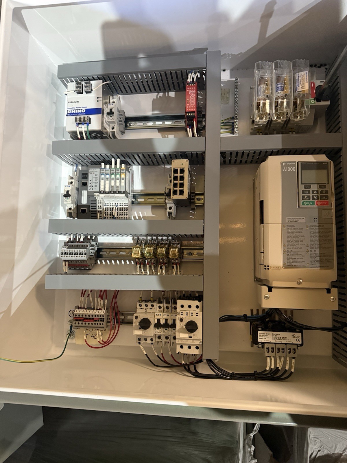 1PCS Brand New YASKAWA CIMR-AU4A0023FAA In Cabinet See all pics!