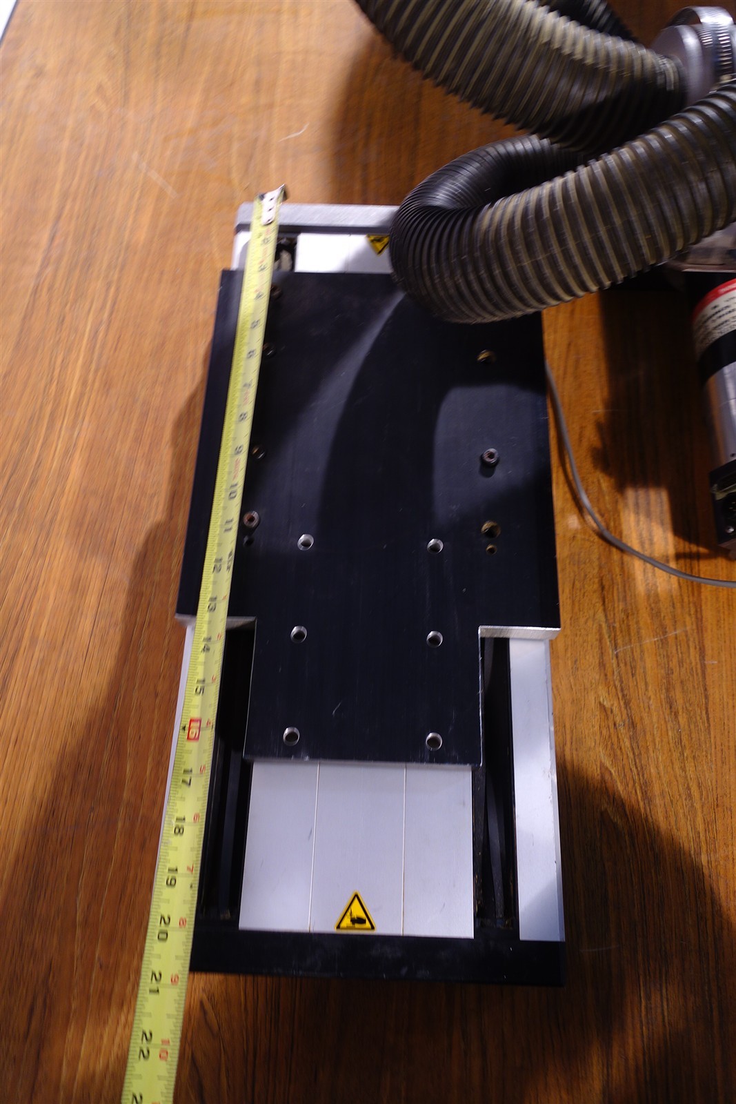 Isel Automation 490mm stage / Translation table with Dynetic 90VDC Servo Motor