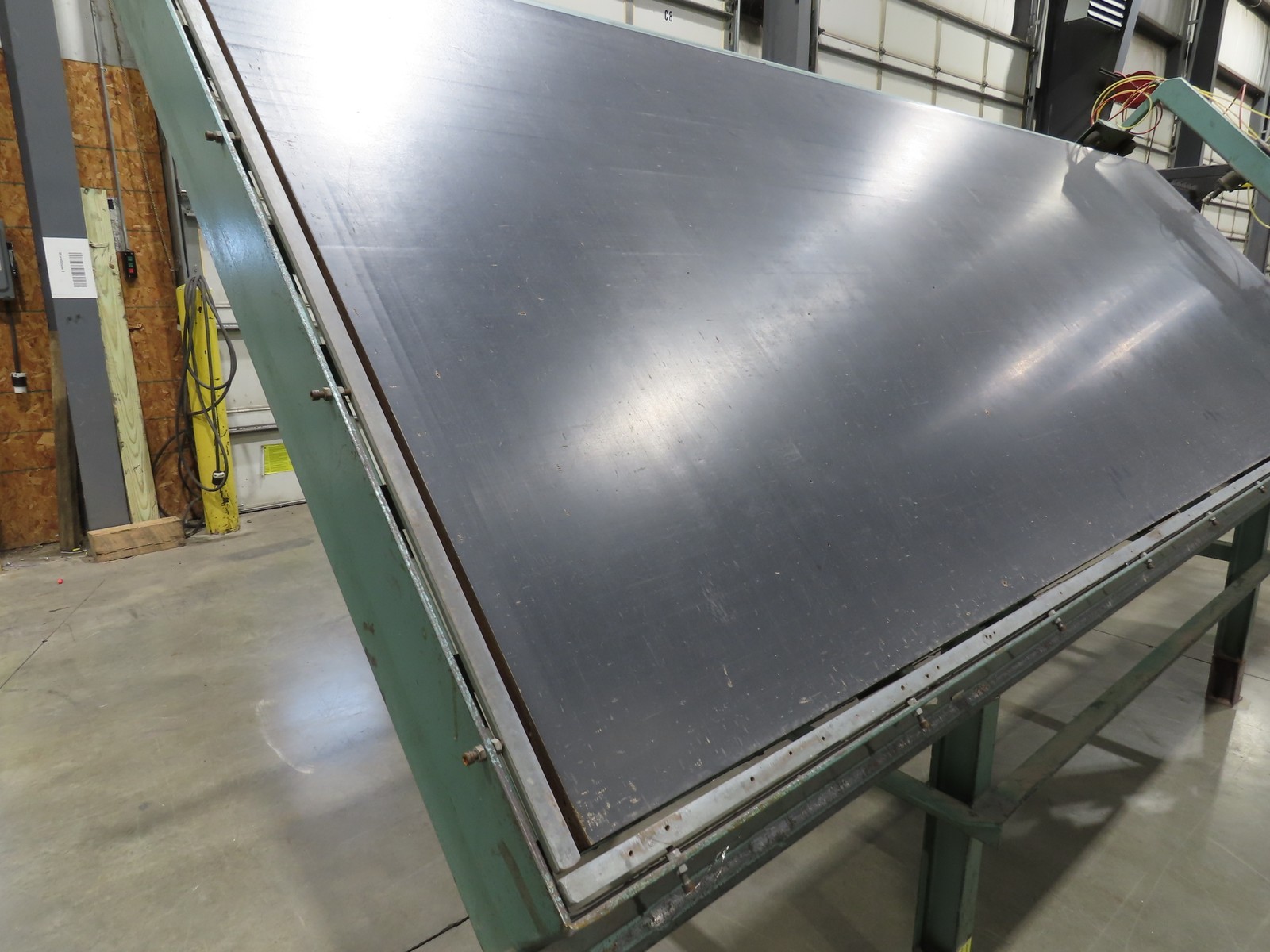 RM Evans Ezy Frame 4’x 12′ Face Frame Assembly Pneumatic Clamp Table 45°