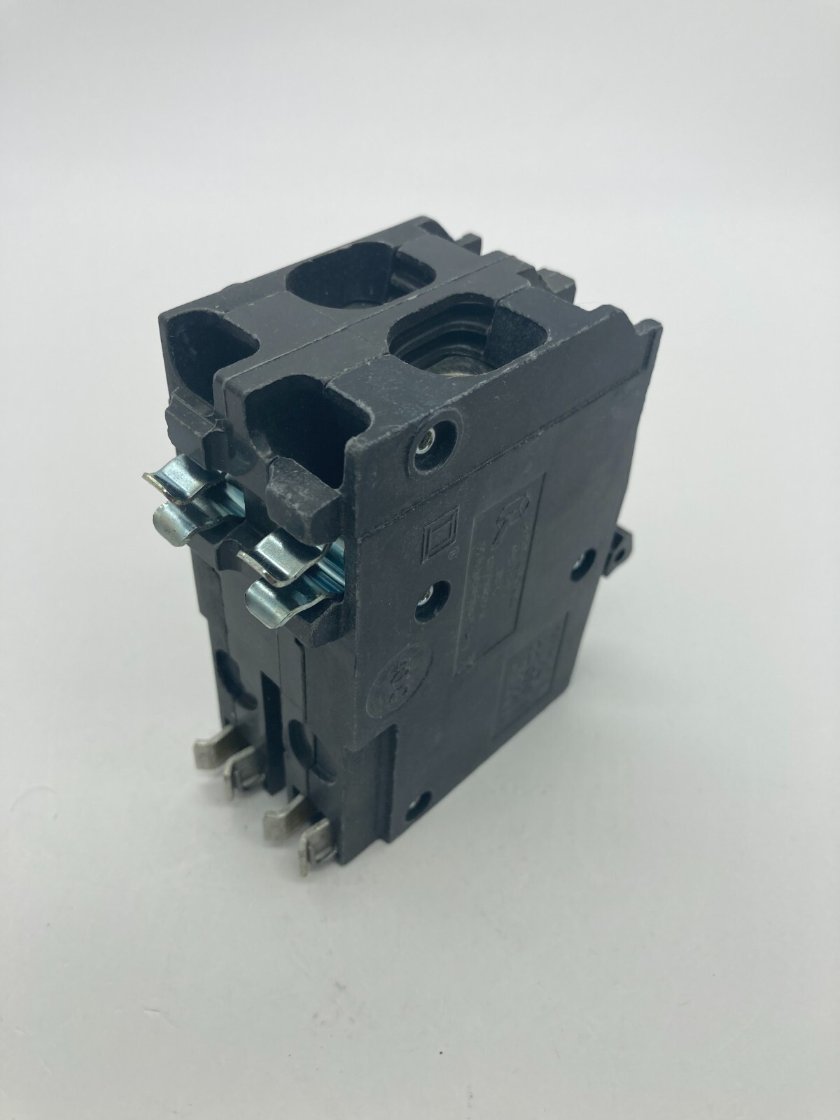 Square D QO2110VH 22K 2 Pole 110 Amp 120 240V AC QO Plug In Main Circuit Breaker