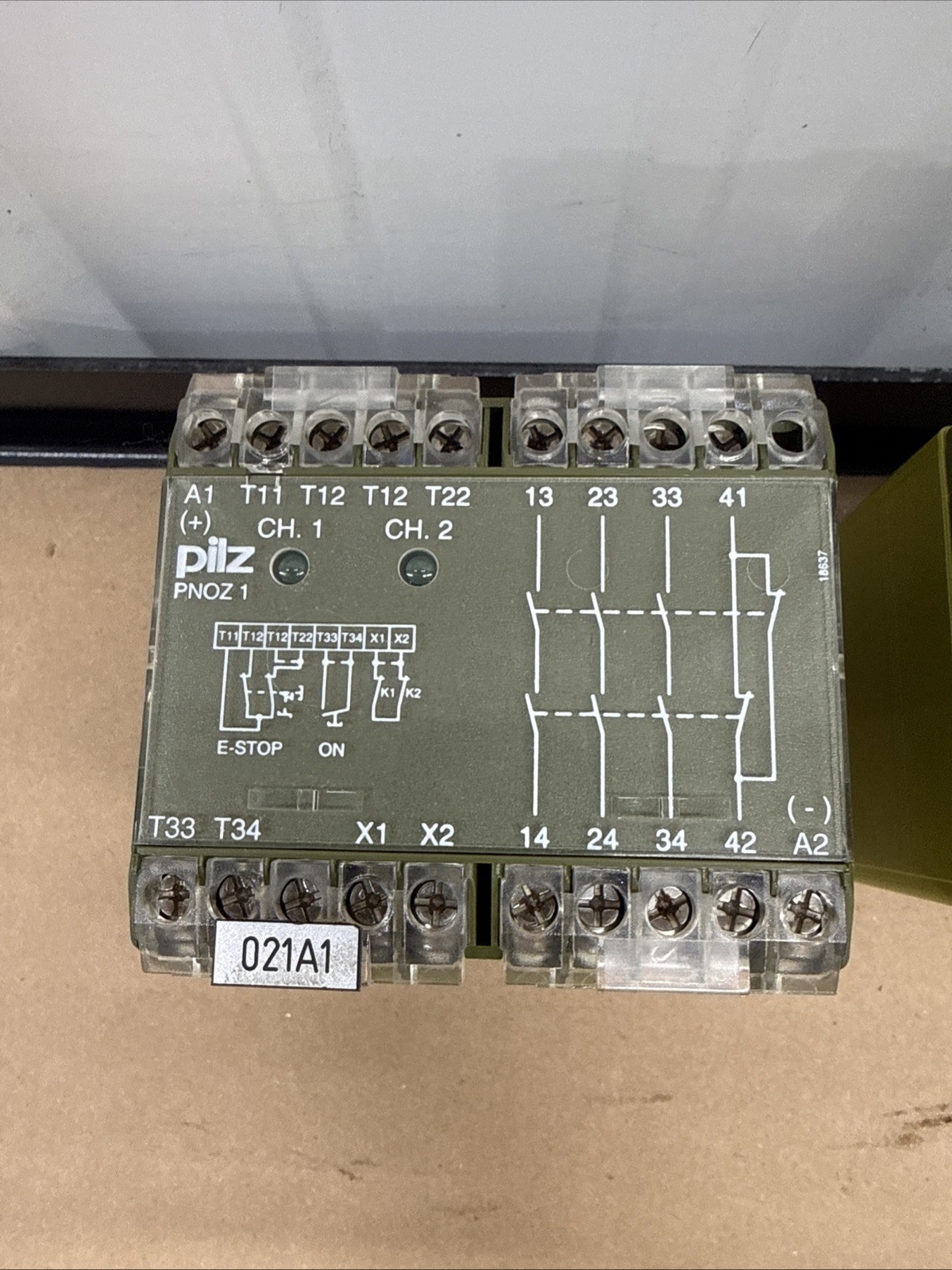 Lot Of 2- PNOZ 1 3S/10 Pilz 475695 Safety Relay 24 VDC 3.5 W