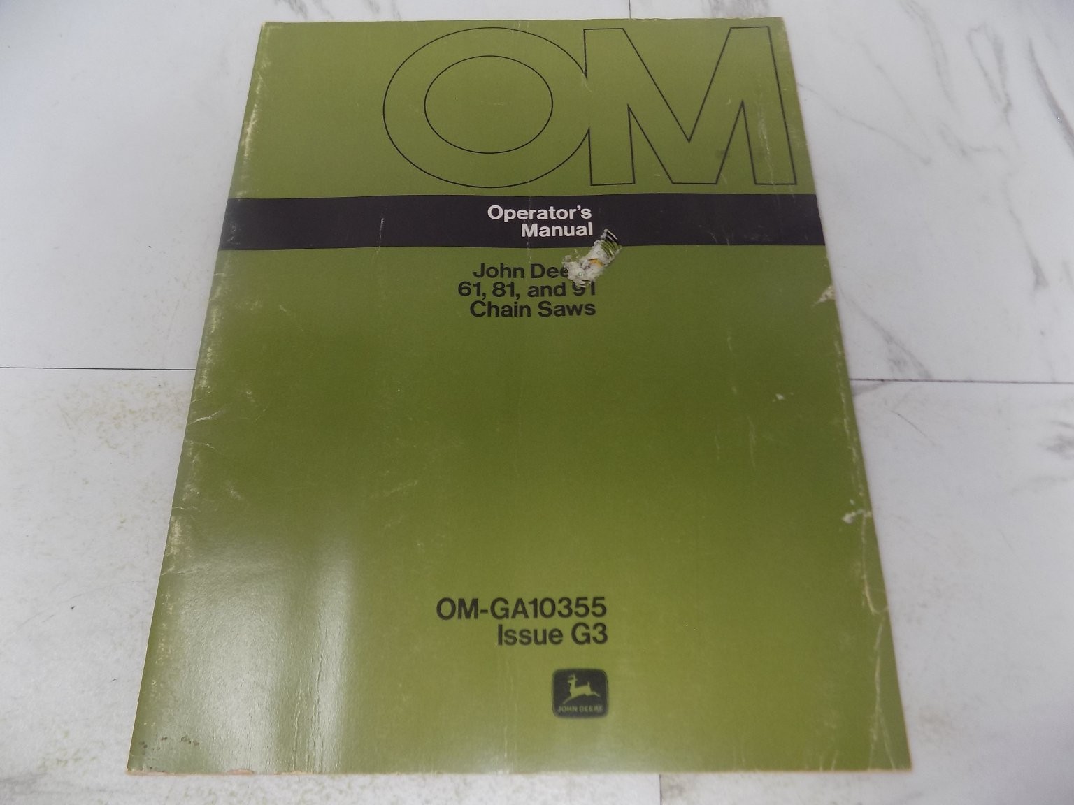 John Deere 61 81 91 Chain Saws Operator’s Manual OM-GA10355 Issue G3