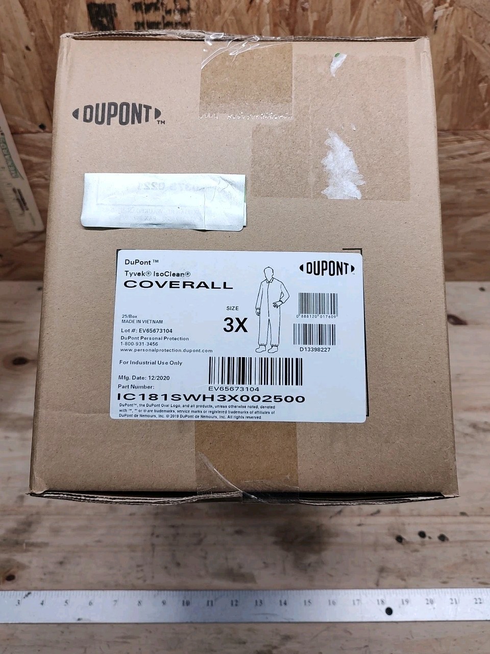 NEW Case / 25 DuPont Tyvek Suit 3X IC181SWH3X00250 DISPOSABLE COVERALLS