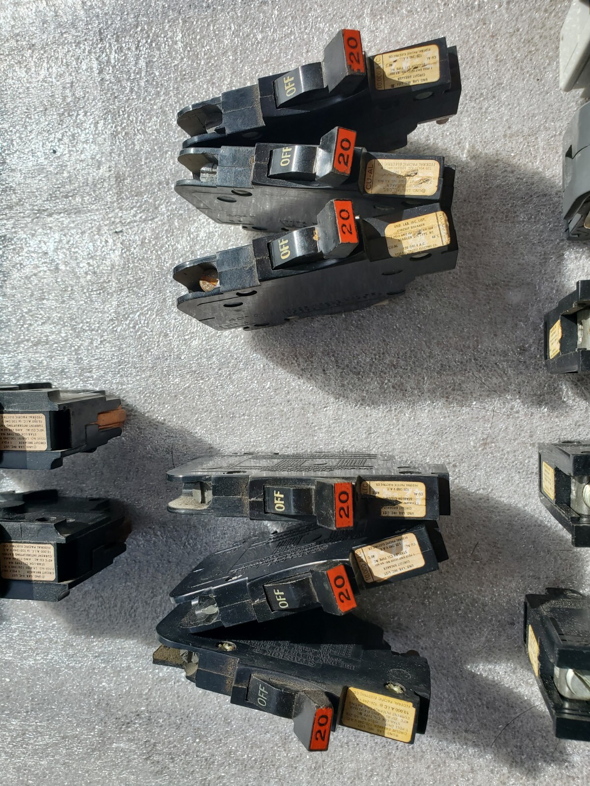 Lot of 20 Federal Pacific Electric Breakers Stab-Lok 50A 40A 30A 20A 15A