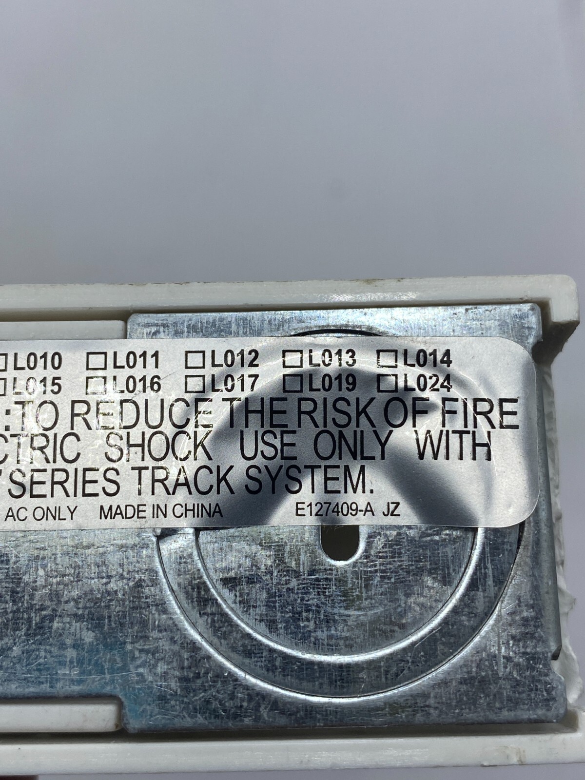 LOT OF 2 WAC LIGHTING HT SERIES TRACK LIVE END CONNECTOR WHITE 120V 60HZ 🔔