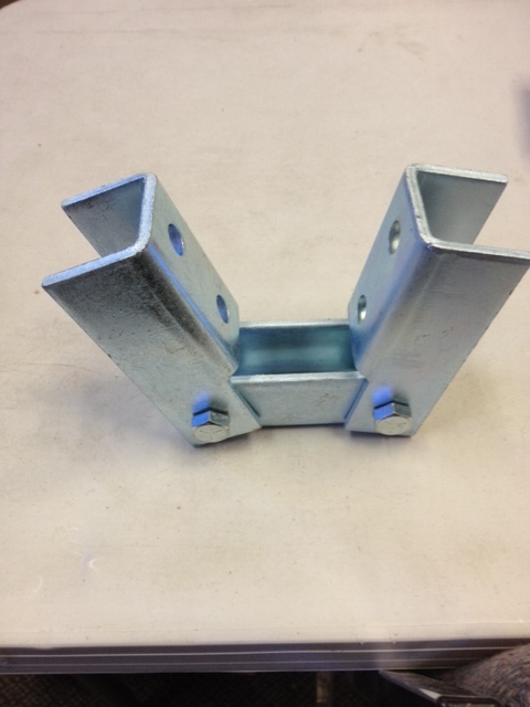Double Adjustable Angle Shoe Brace for Unistrut Channel P2815D