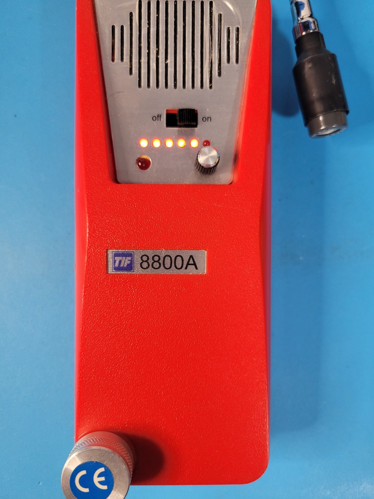 Combustible Gas Detector TIF TIF8800A Leak Tester Meter Tool Used Tested