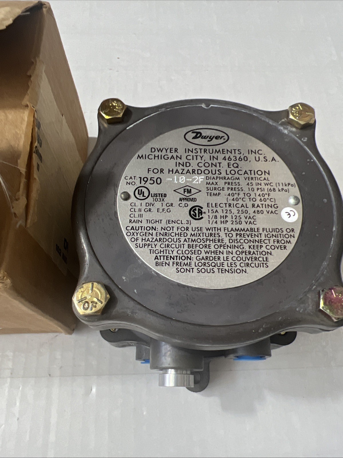 Dwyer 1950 10-2F Pressure Switch