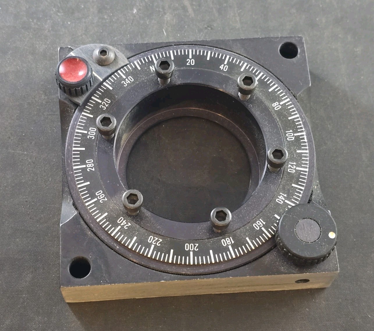 Newport / NRC RSA-2 Lens & Mirror Positioner for Optics and Laser