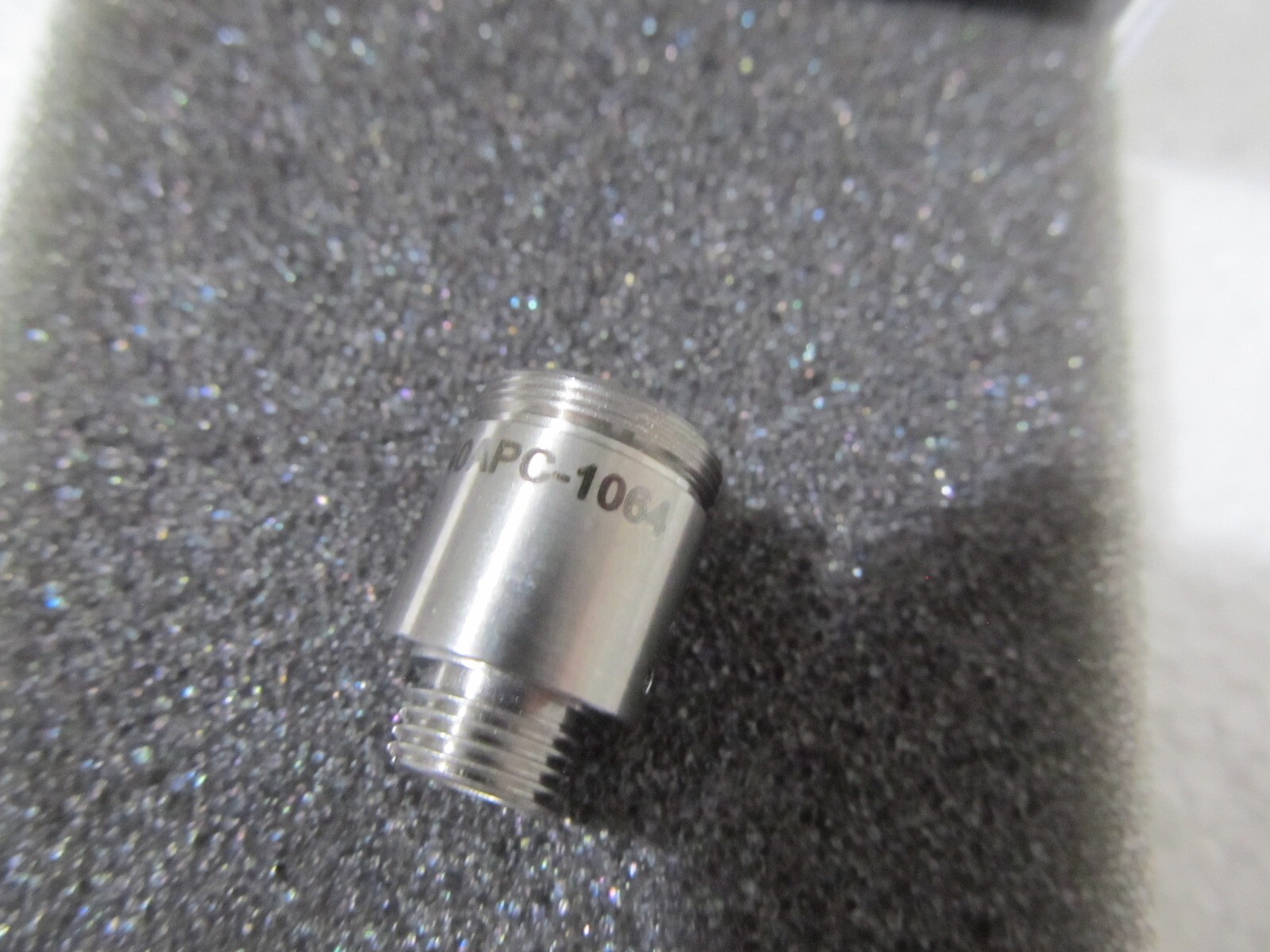 THORLABS 1064 nm, f = 8.07 mm, NA = 0.50 FC/APC Fiber Collimation Pkg. F240APC