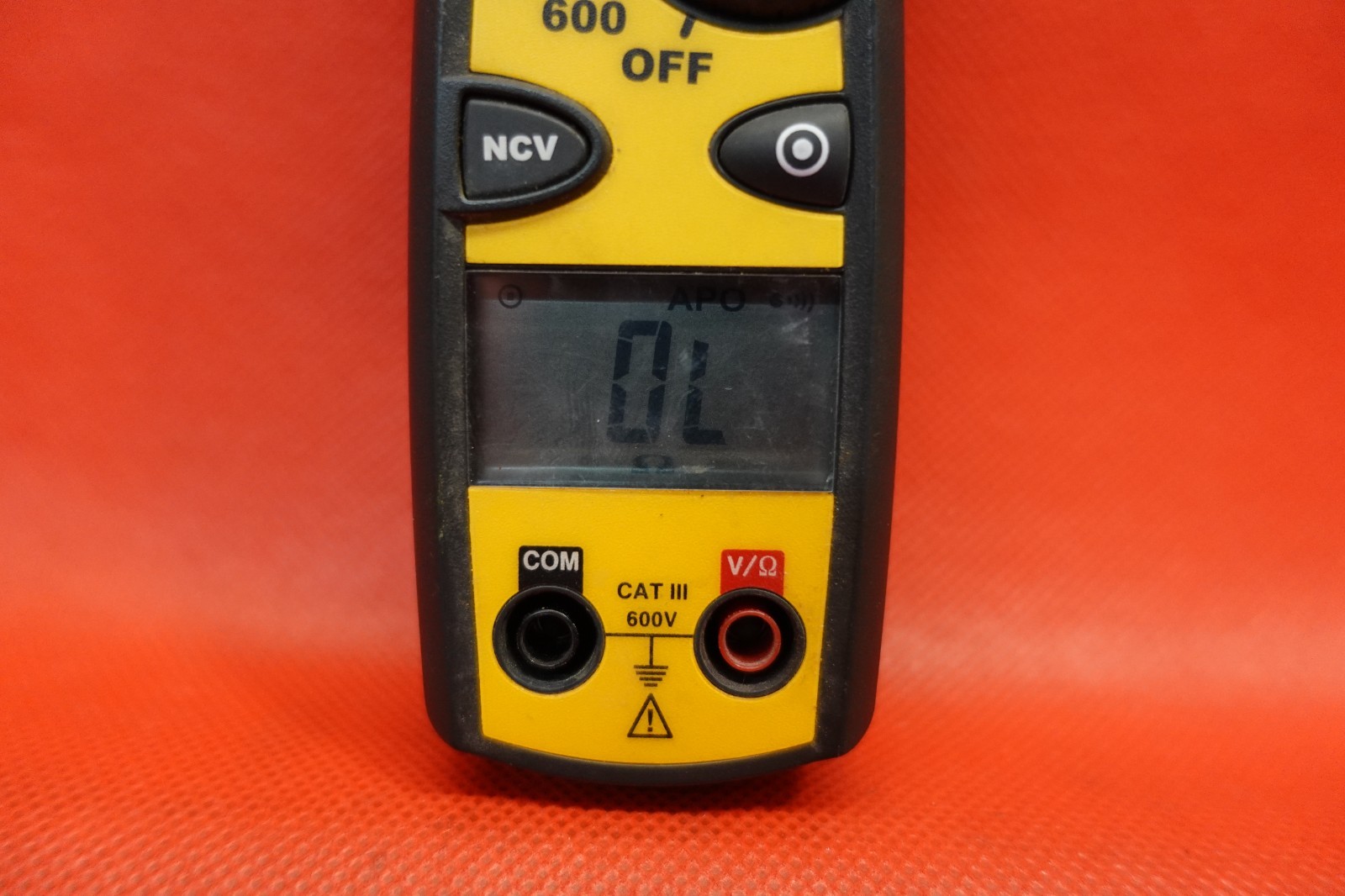 Ideal 61-732 True RMS 400A Clamp Meter Cat III 600 Volt AC/DC