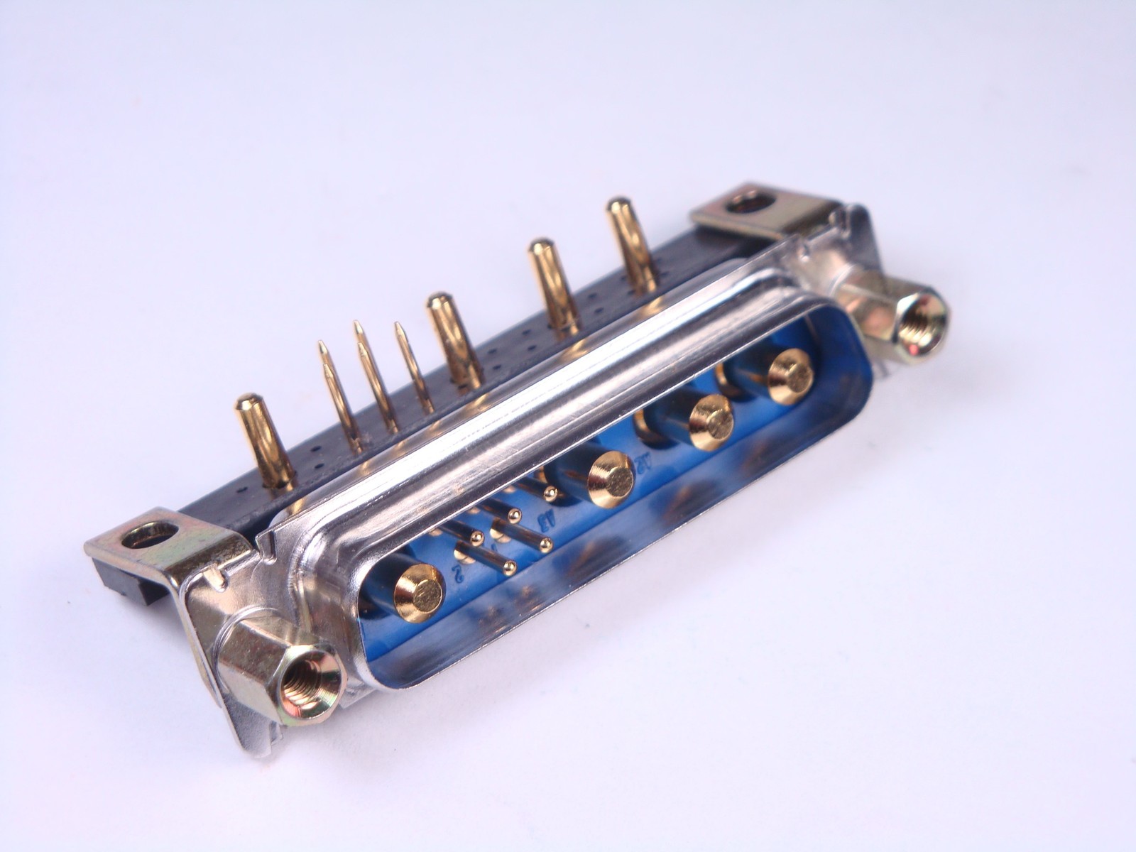 CBM9W4M55B30TS Positronic Male 9 Pos Combo D Sub Connector Right Angle Size 3
