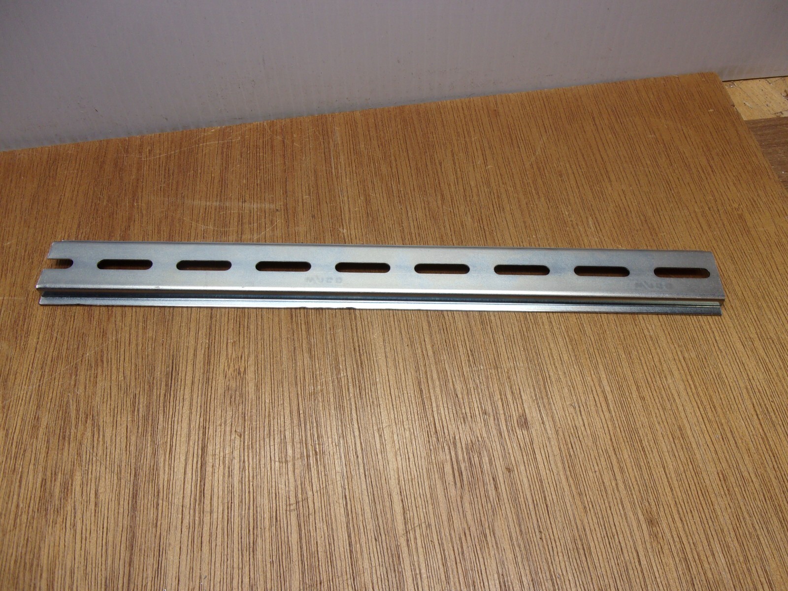 (Qty.6) Wago 12″ DIN Mounting Slotted Carrier Rail 35 X 7.5 MM Zinc Plated Steel