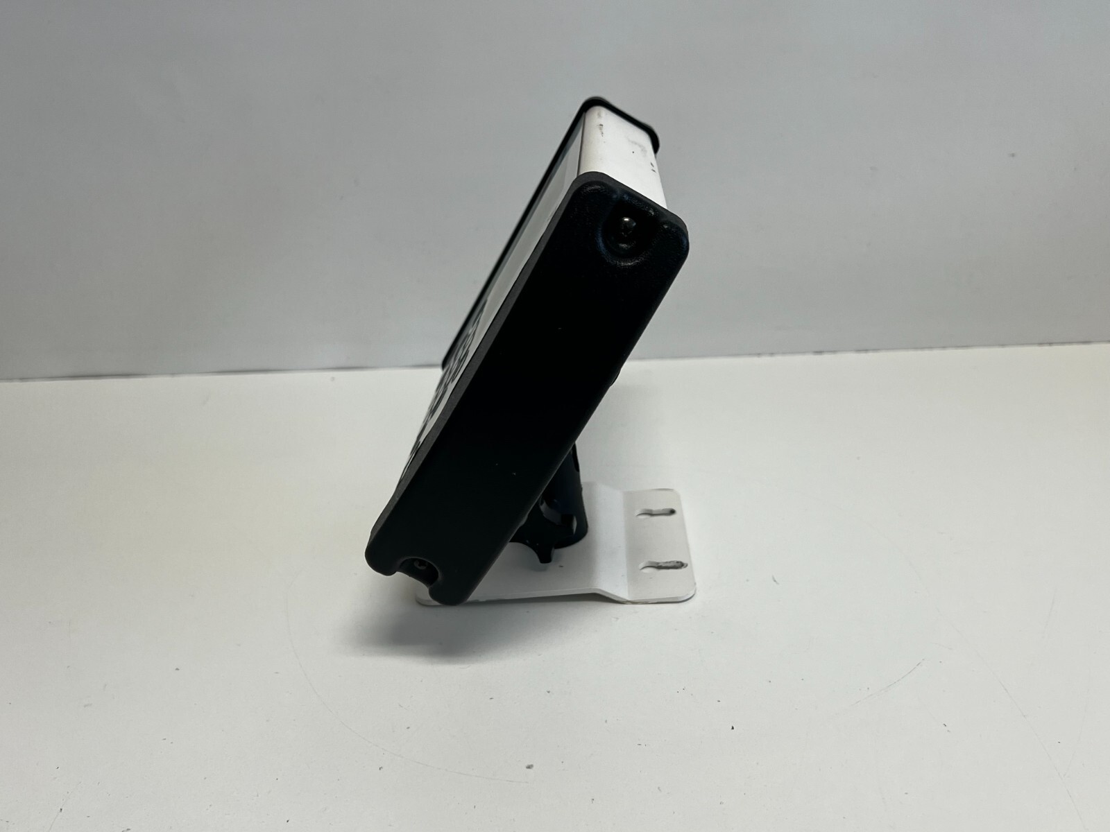 Shelf 18: Detecto MedVue Digital Weight Analyzer Head CR-1000D – Untested