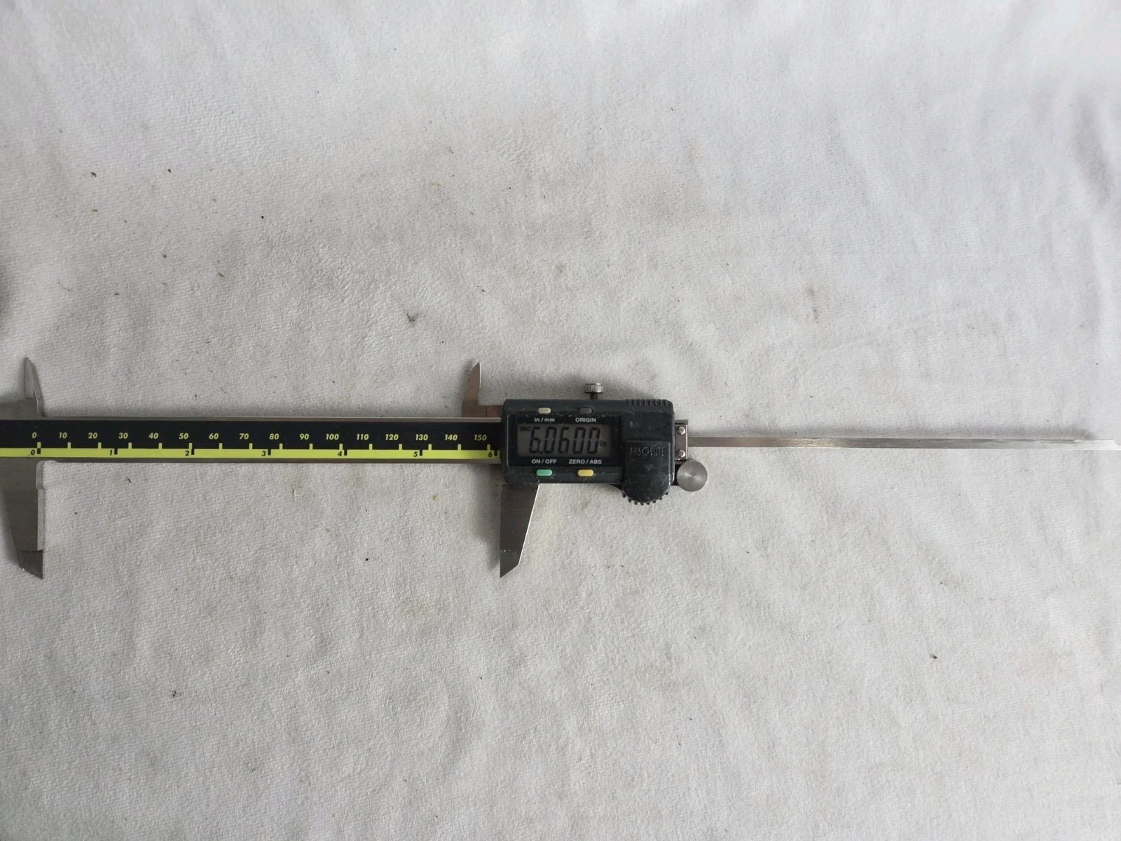 Mitutoyo 500-196-30 Digital Caliper | 0-6″ (150mm) Cd-6″asx