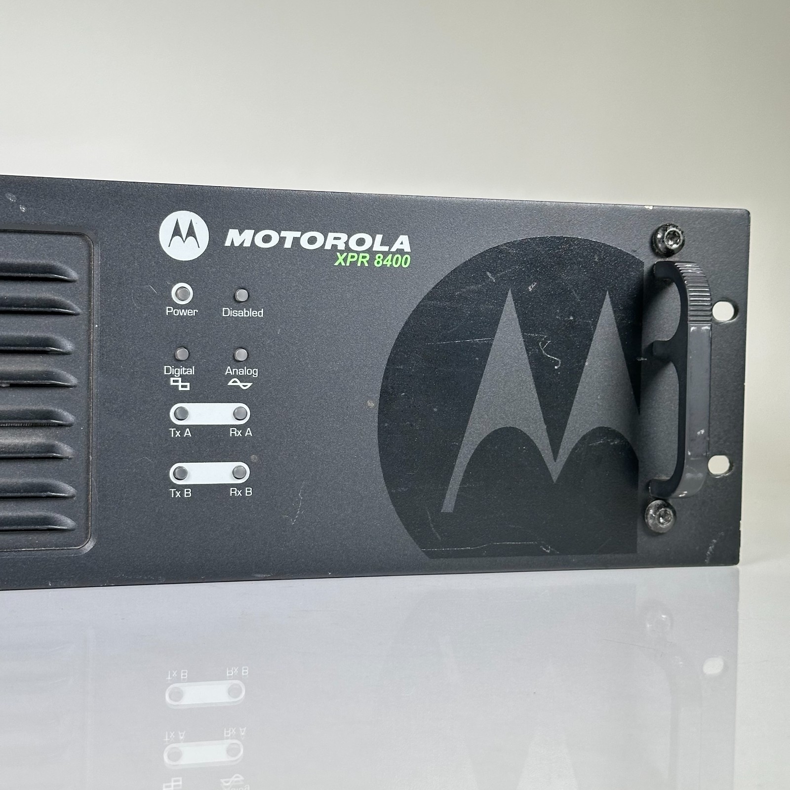 Motorola XPR 8400 Uhf 450-512 Mhz Repeater AAM27TRR9JA7BN